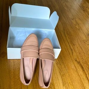 Taryn Rose Loafers Light Pink Size 8